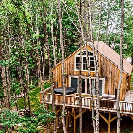 Moonlight Treehouse At Belgrade Hospitality Villa Exterior photo