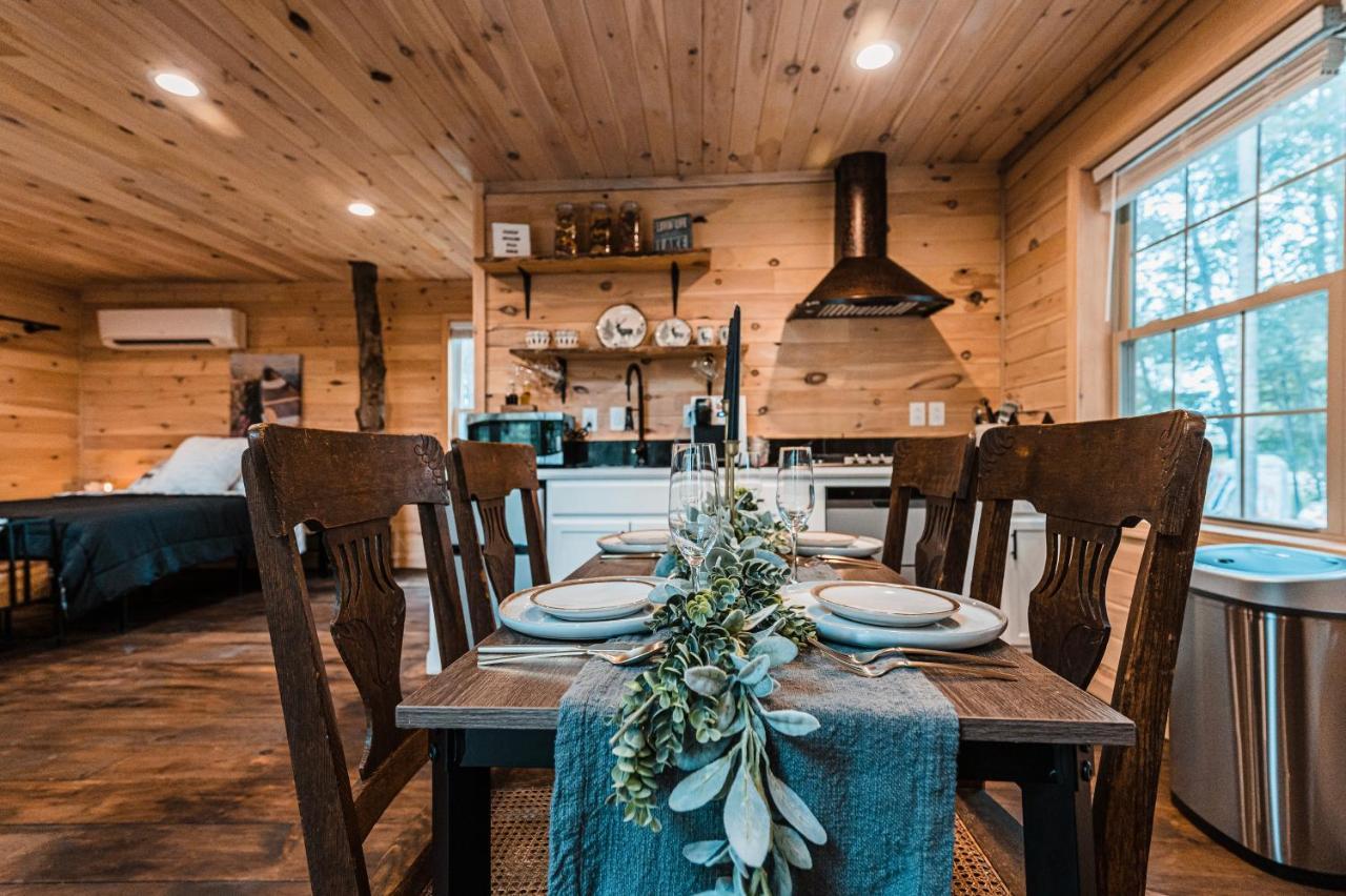 Moonlight Treehouse At Hospitality Holiday home