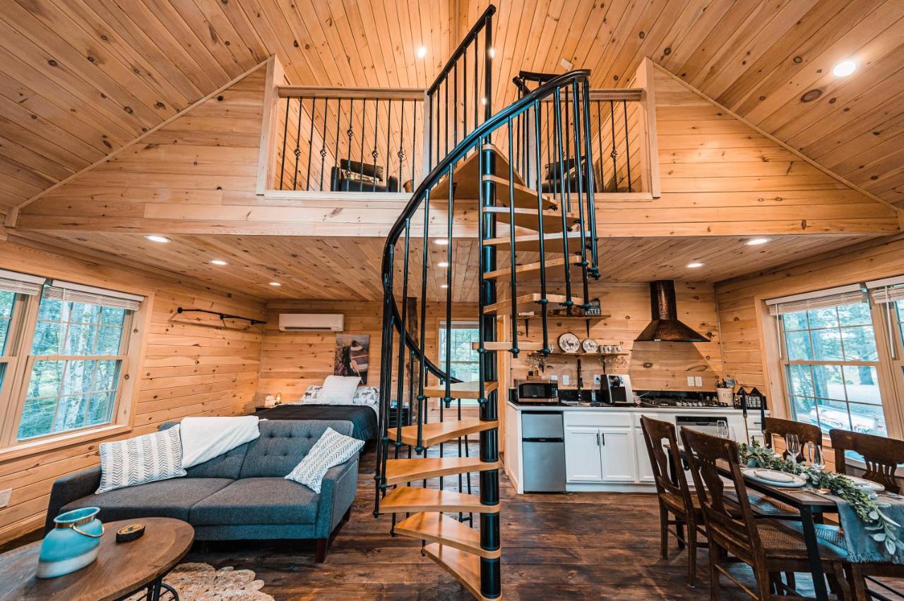 Moonlight Treehouse At Hospitality Holiday home